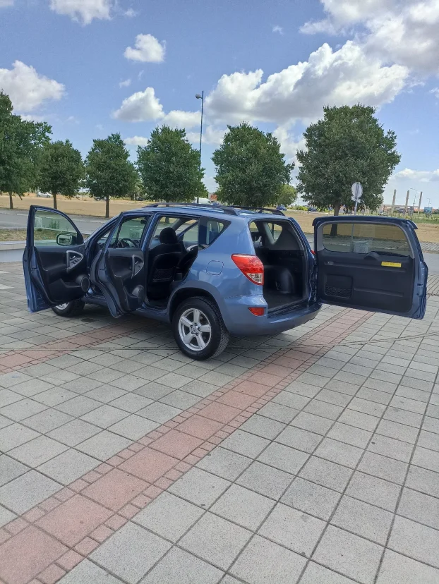 2007 Toyota RAV4 2.2 D-4D LIMITED 