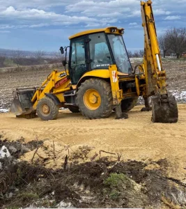 Kopanje bagerom kombinirkom mini bager
