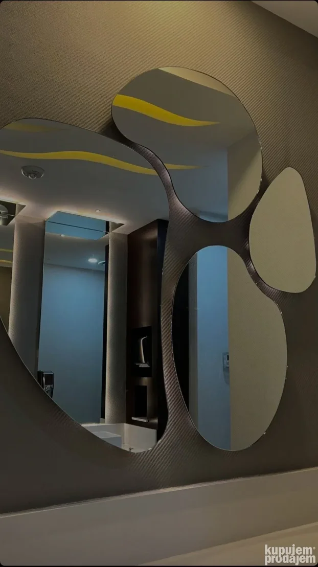 Ogledala po meri , Beograd