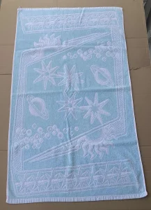 PEŠKIR 100% pamuk, reljefni zeleno beli, 48 x 98 cm