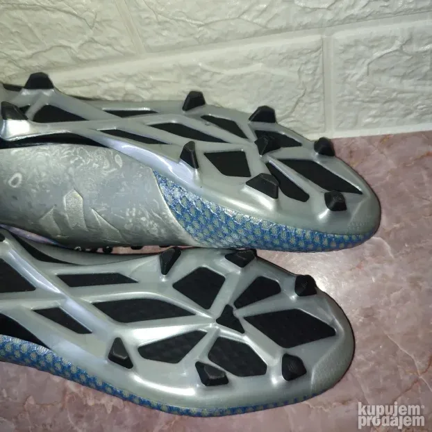 Kopačke 42 2/3 Adidas Messi NOVO