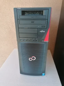 Fujitsu 14 core 32GB ddr4, Ssd 500GB. Graf. 4GB