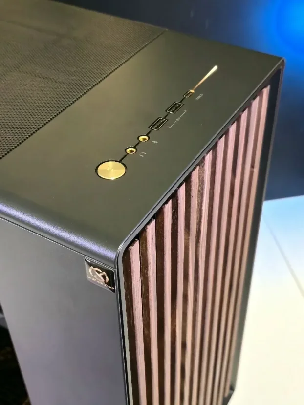 Ryzen 9 9950X3D RTX 5080 X870 192GB 6TB - SM092PC