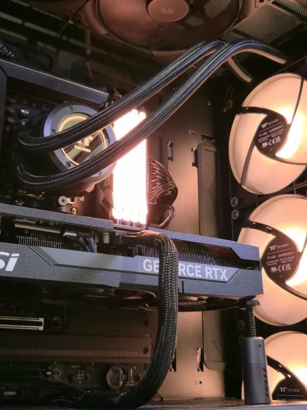 Ryzen 9 9950X3D RTX 5080 X870 192GB 6TB - SM092PC