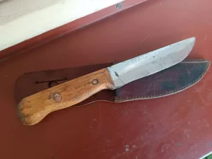 Stari nož ručni rad