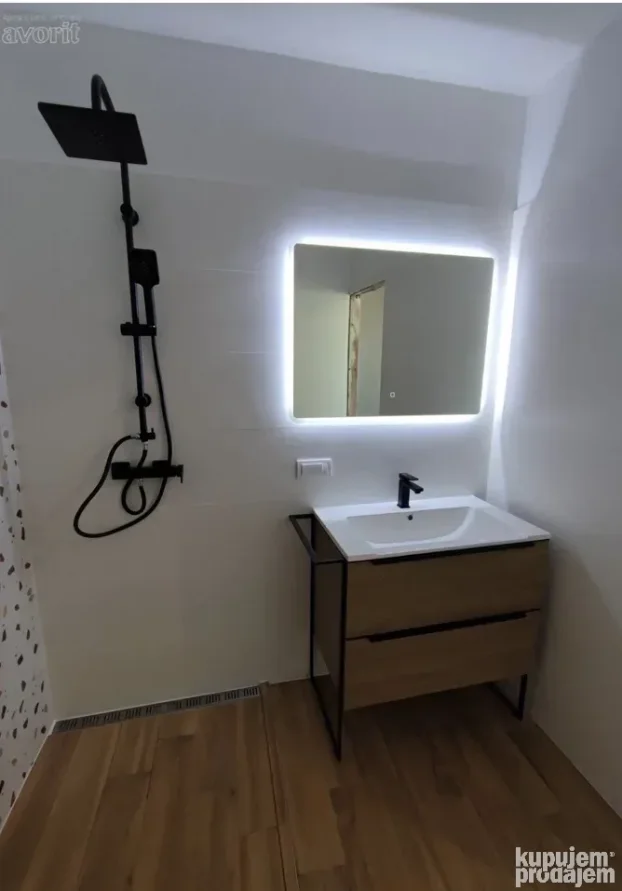 Patrijarha Joanikija, Vidikovac, 3.0 trosoban, 102 m²