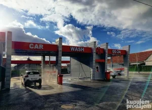 Samouslužne autoperionice