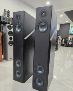 Heco Mythos 700 2x300W br.2 2x40kg