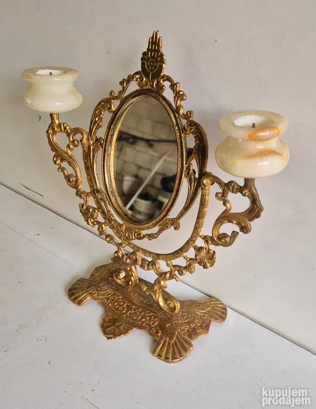 Prelepo staro mesingano ogledalo sa svecnjacima od onixa