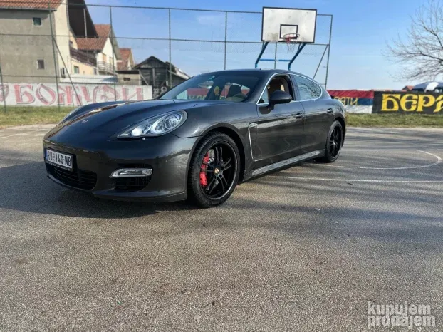 2009 Porsche Panamera TURBO