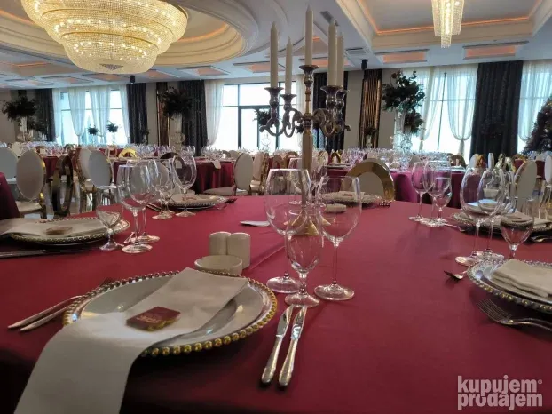 Medaljon stolice iznajm specijalne pogodnosti za dekoratere