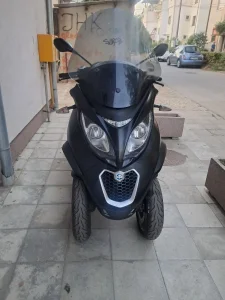 Piaggio Mp3 B kategorija