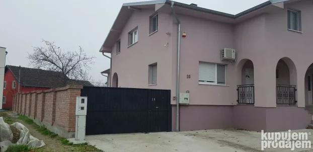 Izdajem poslovno stambeni prostor