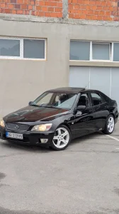 Lexus IS 200 