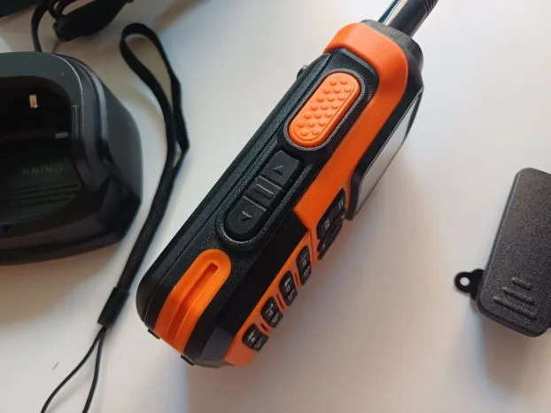 Baofeng UV21 PRO 50W novo 2026g