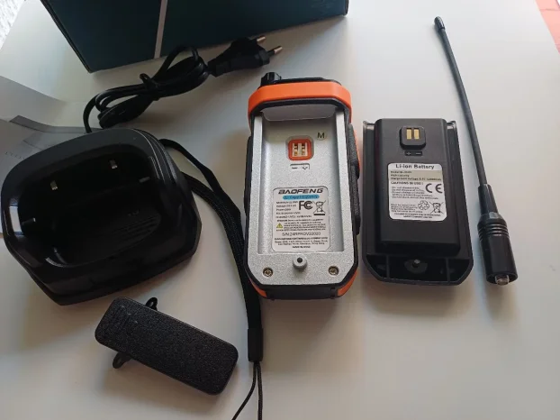 Baofeng UV21 PRO 50W novo 2026g