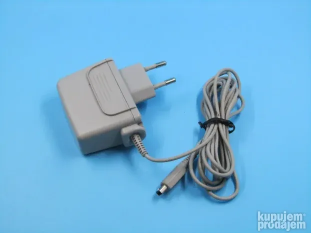 Nintendo punjač za DSi 2DS 3DS ORIGINAL
