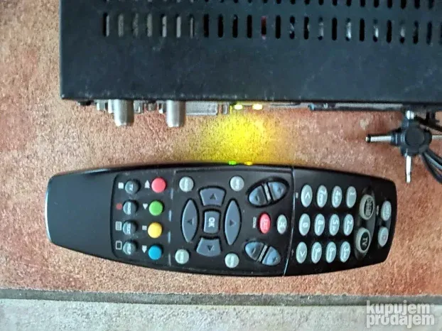 Daljinski i Dreambox 800HD