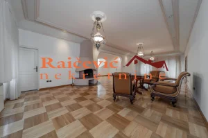 Beranska, Trošarina, 5+ petosobna, 544 m²