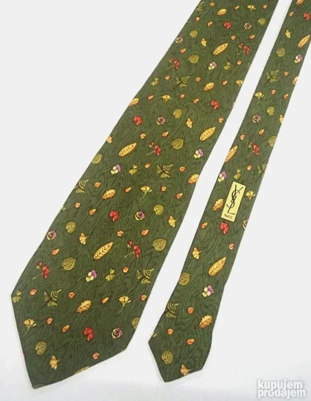 Yves Saint Laurent 1