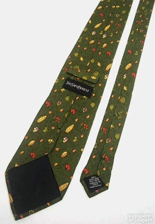 Yves Saint Laurent 1