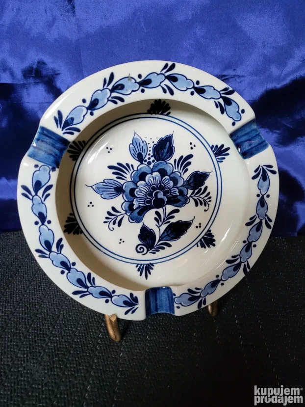 Pepeljara nova delft Holandija 70te.
