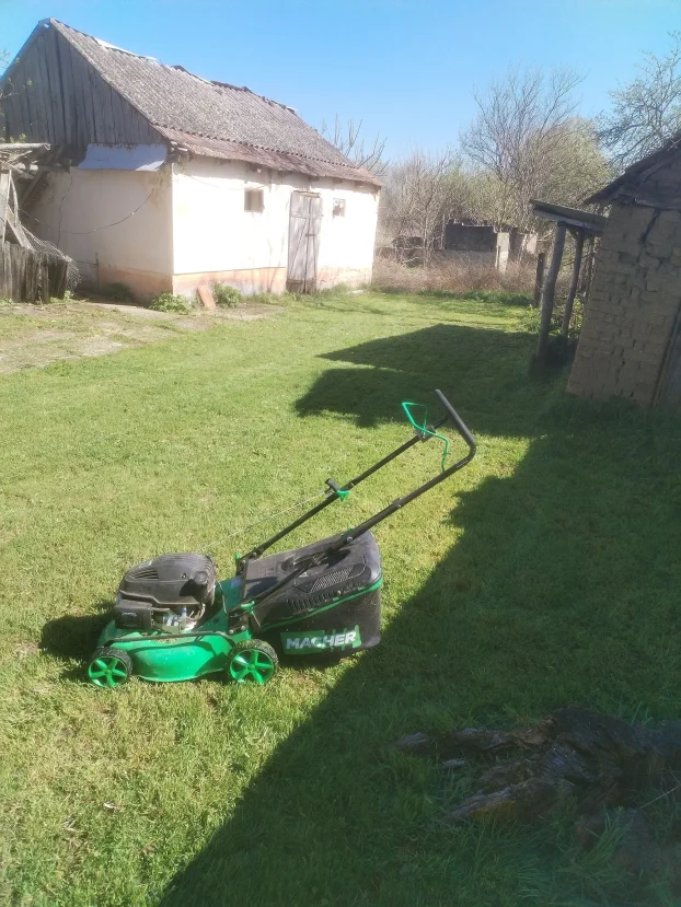 Pomoć oko Dvorišta - Održavamo Vašu Oazu!