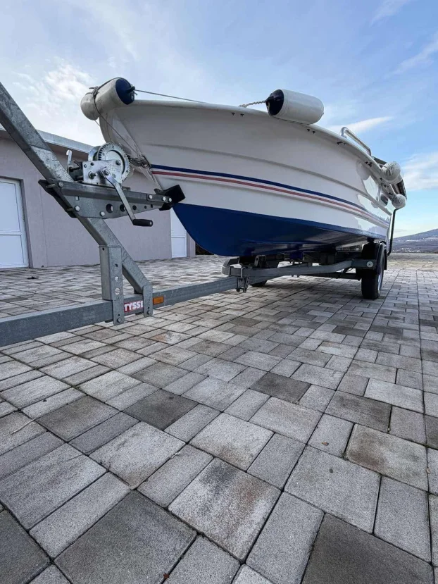 Camac RYDS 405 sa prikolicom