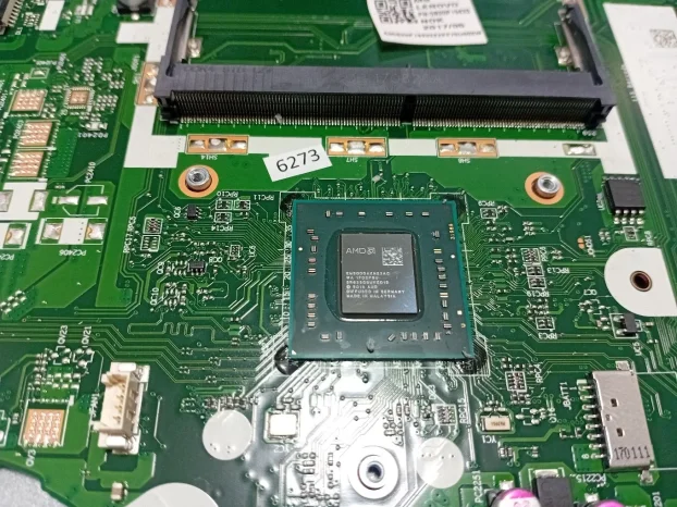 Lenovo Ideapad 320-15AST maticna ploca AMD E2-9000 #6273
