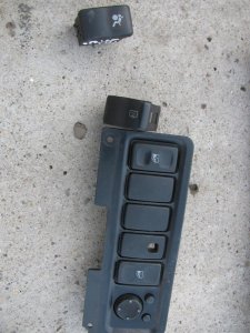 Seat ibiza 98-01 god.razni prekidaci u kabini ispravni