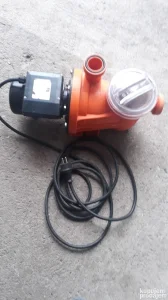 Pumpa za bazen