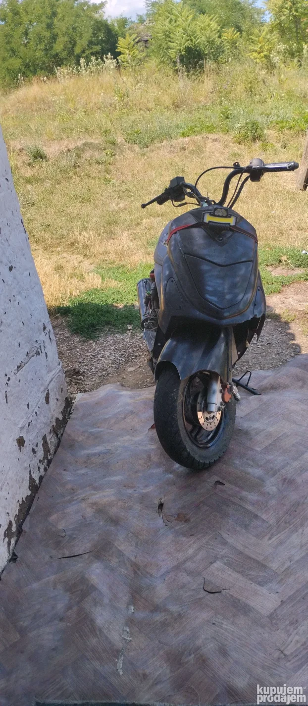 Motor na prodaju hitno