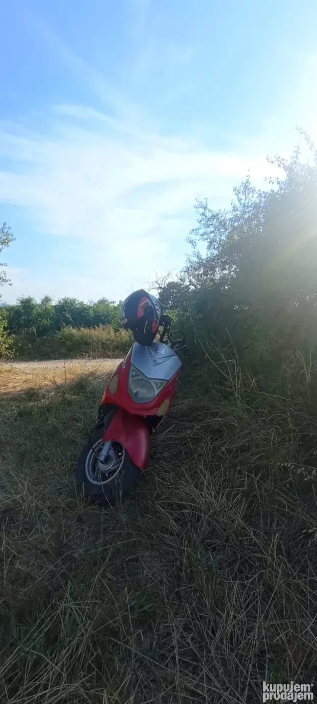 Motor na prodaju hitno