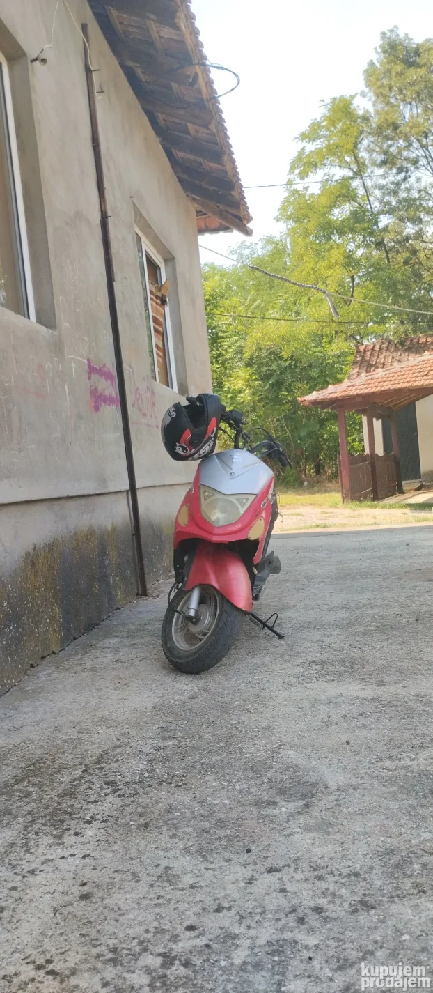 Motor na prodaju hitno