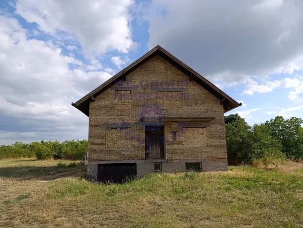 Kula, Donji grad, 4.0 četvorosobna, 116 m²