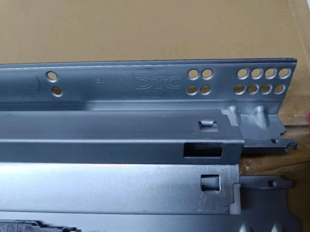 DTC okov - Sarke-Klizaci- okov za namestaj