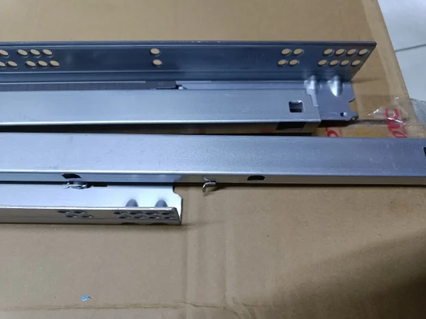 DTC okov - Sarke-Klizaci- okov za namestaj