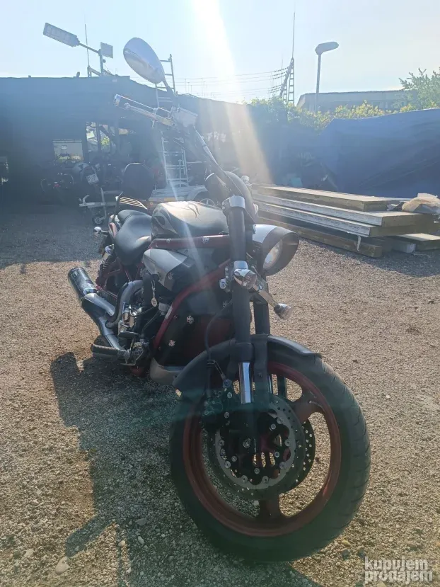 Hyusong Aquila 650