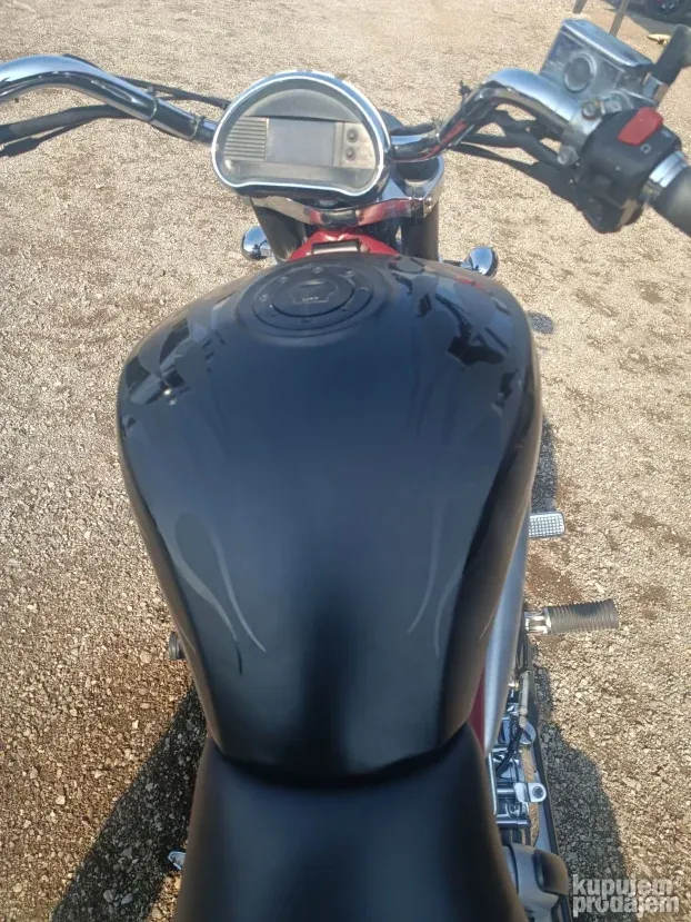 Hyusong Aquila 650