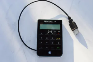 REINER SCT cyberJack RFID čitač kartica