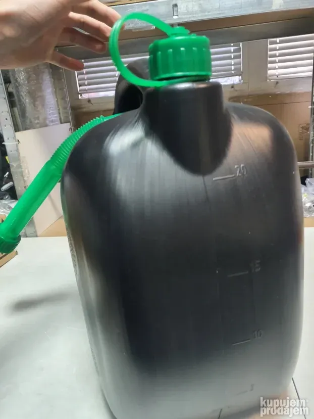 Plasticni Kanister za Gorivo - 20 Litara