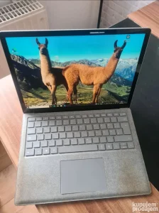 Microsoft Surface Laptop Touchscreen i7/8GB RAM/256 SSD