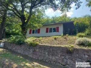 Kaluđerica, Beočin, Čerević, 3.0 trosobna, 80 m²