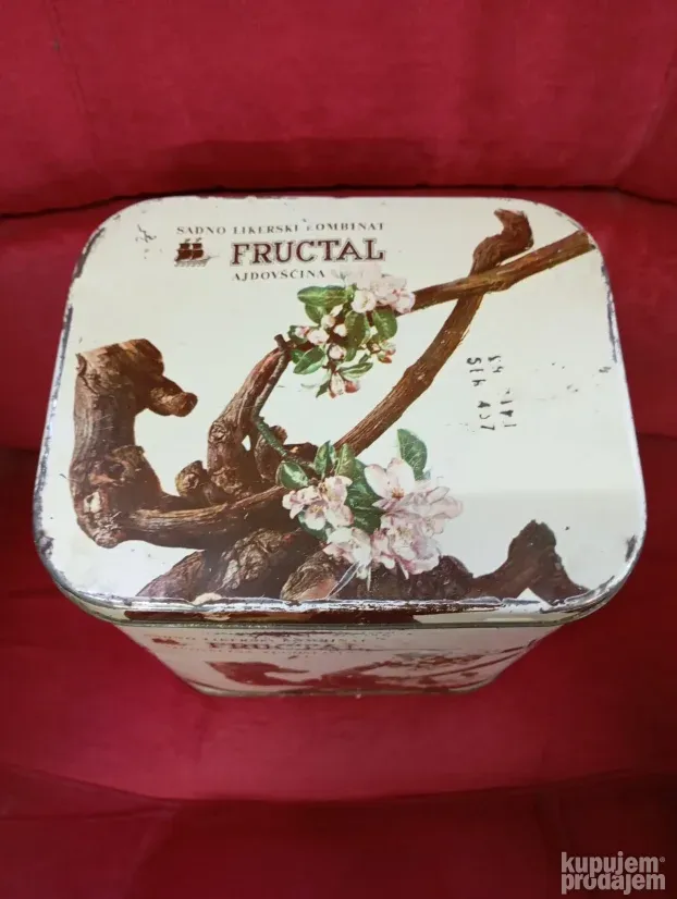 Fructal limena kutija
