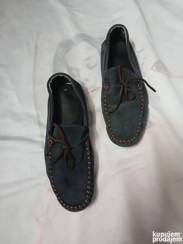 Prelepe kozne mokasine 40  Unisex