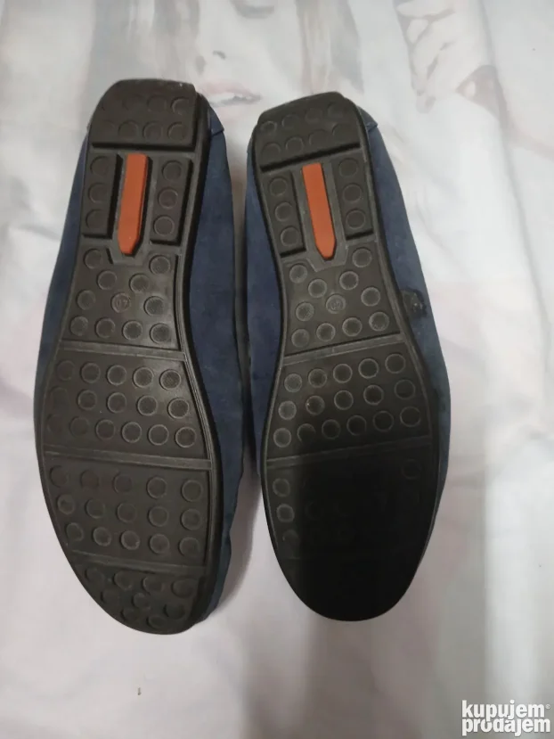 Prelepe kozne mokasine 40  Unisex