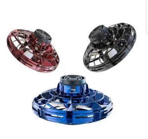 Leteci spiner - Leteca Igracka 2 komada - 1000 din