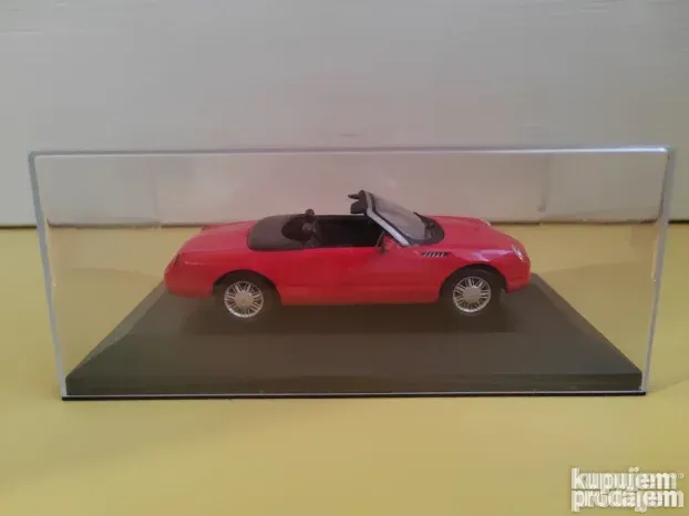 Ford Thunderbird - 1:43