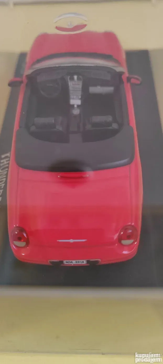 Ford Thunderbird - 1:43