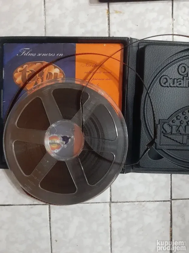 Filmovi Super 8  (2075)